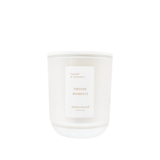 ใChristmas LimitedใFIRESIDE MOMENTS | Caramel & Cinnamon Scented Candle